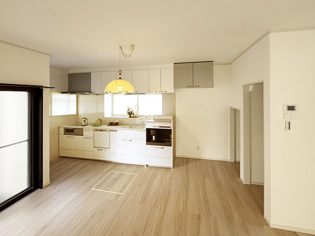 施工後:階段下収納