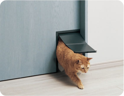 ペット用くぐり戸つき扉
